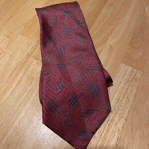 Guy Laroche red printed tie 100% silk made in Italy